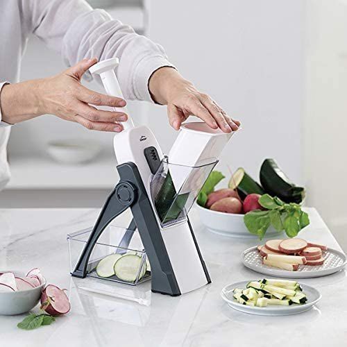 Brave Spring Slicer, A safe mandoline vegetable slicer.