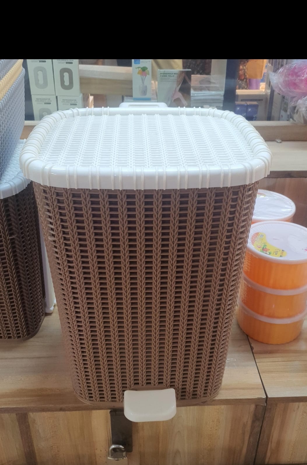 Knit & Knot Stylish Luxury Paddle Dust Bin, a pedal-operated trash bin with a woven-knit pattern.